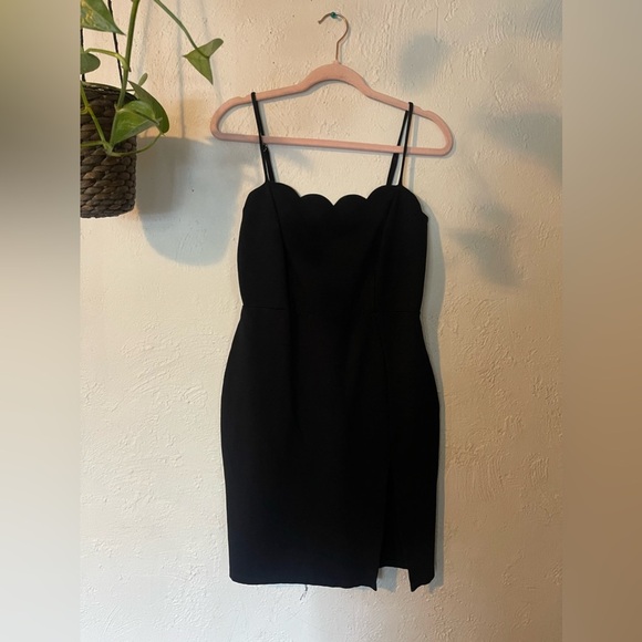 Lulus Perfect Date Black Scalloped Bodycon Dress - Picture 2 of 6